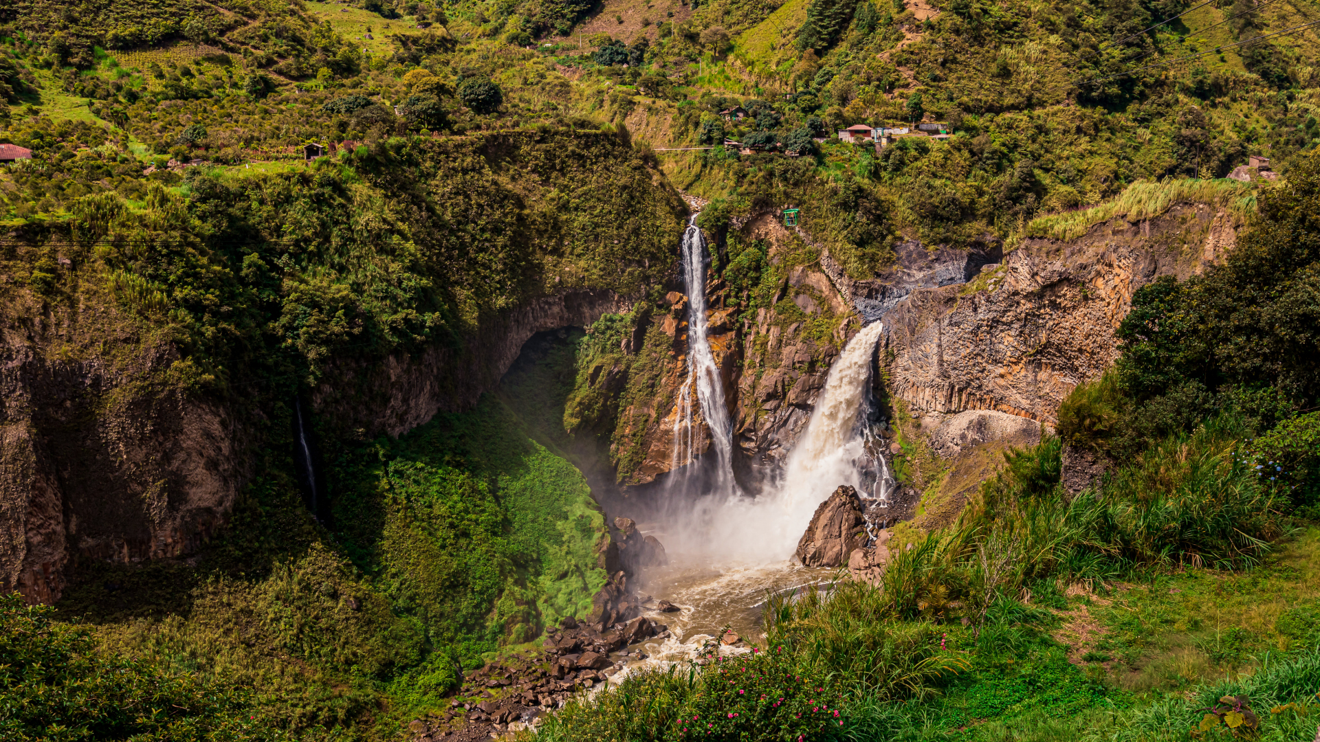 cascade-banos-equateur